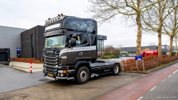 20260201-Tom-Holding-00029